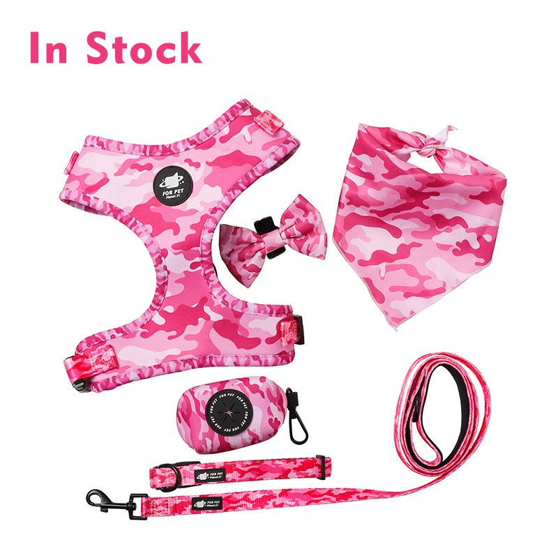 Custom Dog Harness Set Luxury Breathable Neoprene Pet Leash And Harnesses Adjustable Dog Collars with Pet Poop Bag