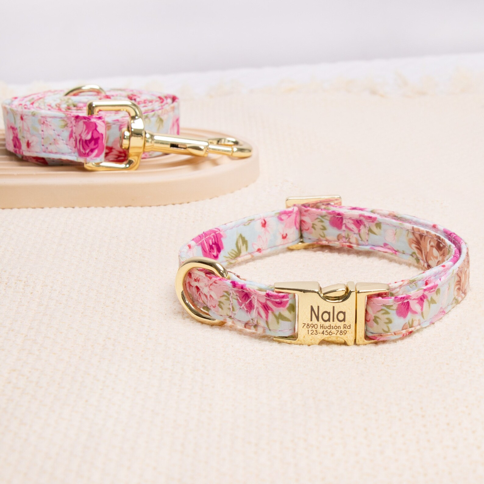 2023 Personalized Girls Gift Custom Floral Pattern Engraved Pet Collars cat collar leash Adjustable Dog Collar and Leash Sets