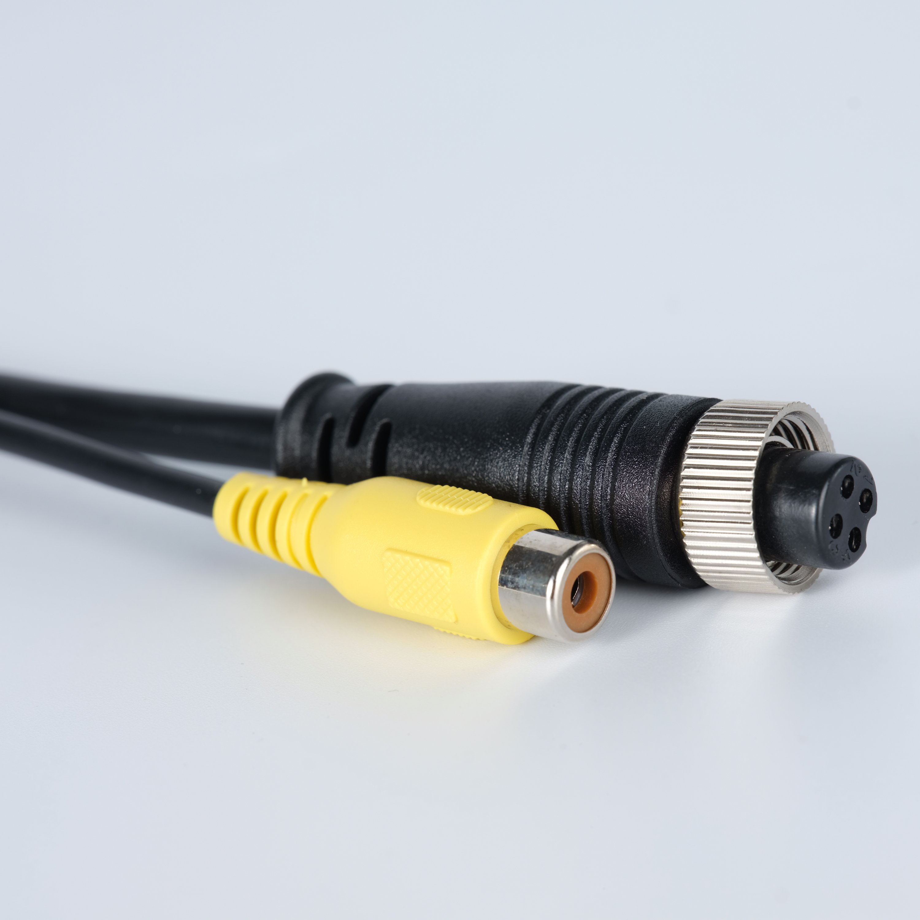 Aviation Male Video Inputs to Rca Dc Adapter Connection Audio Video Cable M12 4 Pin Black PVC Polybag Car Black Box Harness /