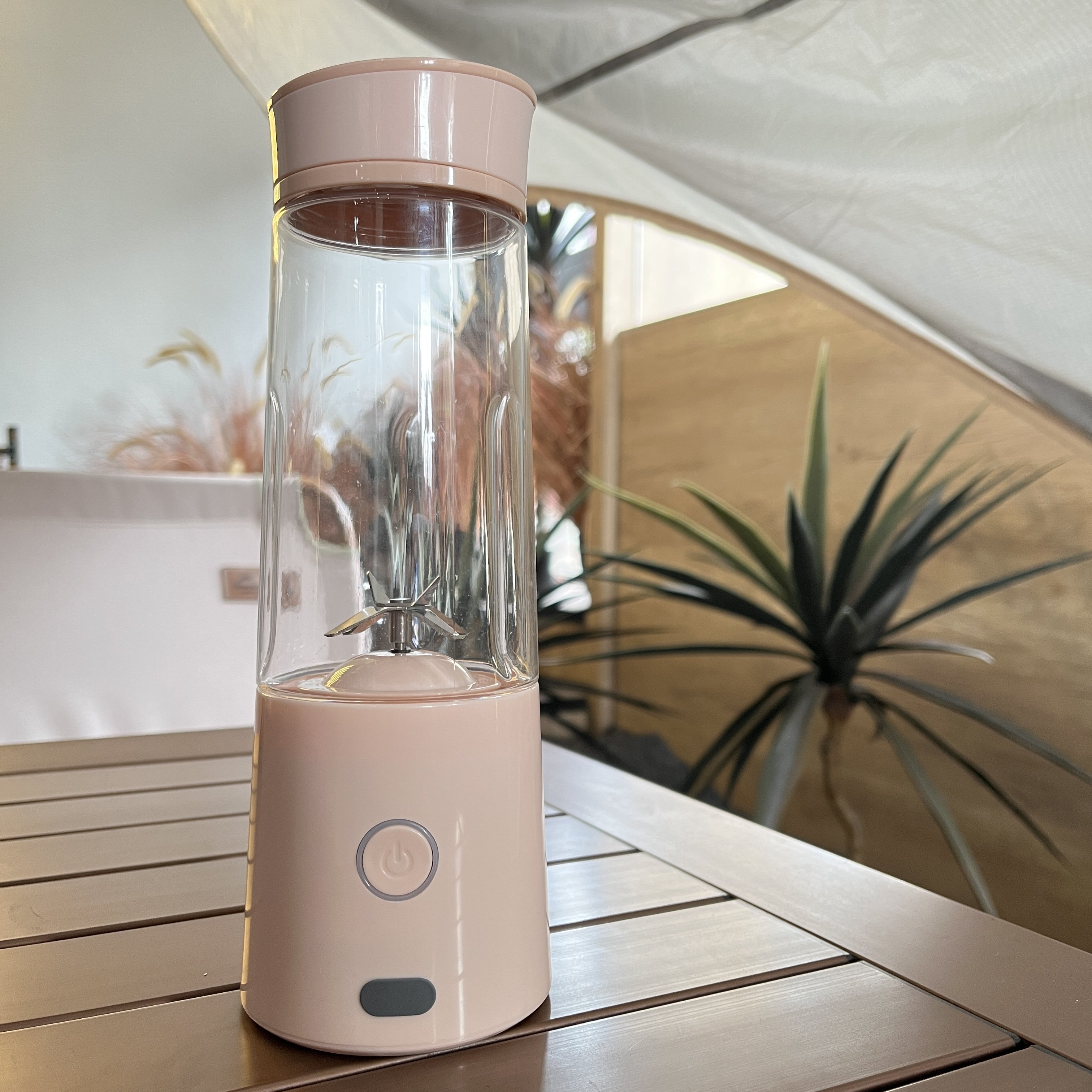 Hot Sale Colorful Portable Travel Juice Blender Electric Mini Juicer Mixer With USB Portable Blender Rechargeable Blender Cup