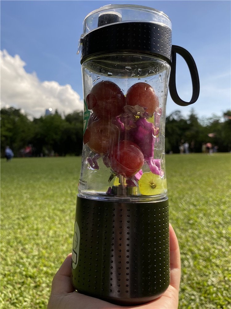 First Piece Special Price 7.4v portable usb fruit juicer 380ml rechargeable mini vegetable blender 230w juice mixer grinder cup