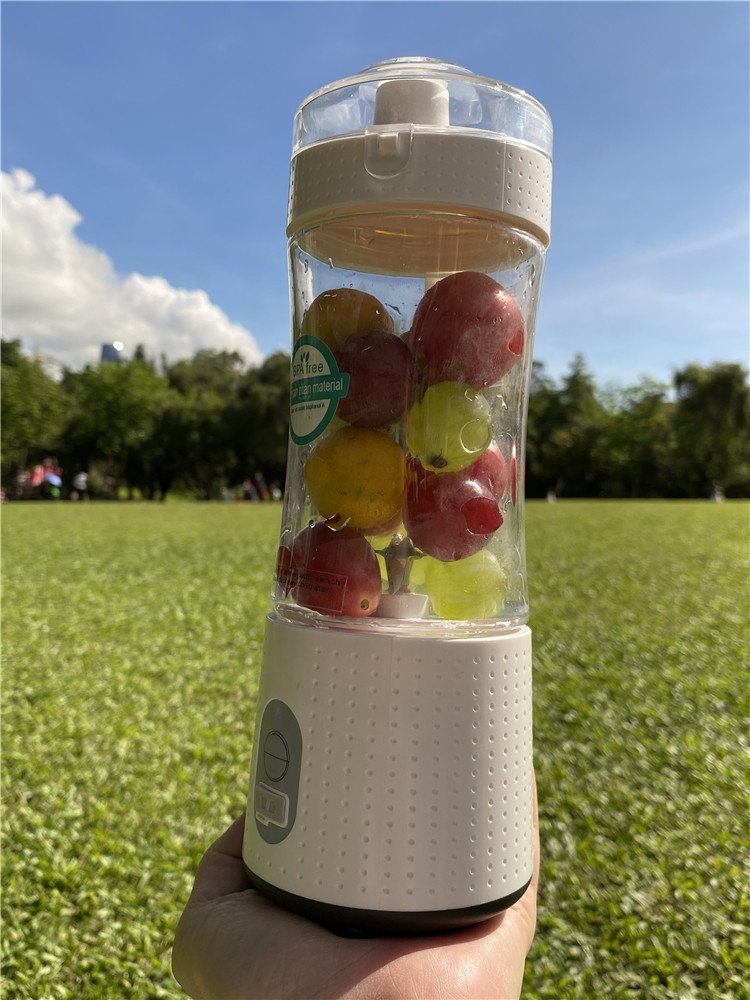 First Piece Special Price 7.4v portable usb fruit juicer 380ml rechargeable mini vegetable blender 230w juice mixer grinder cup