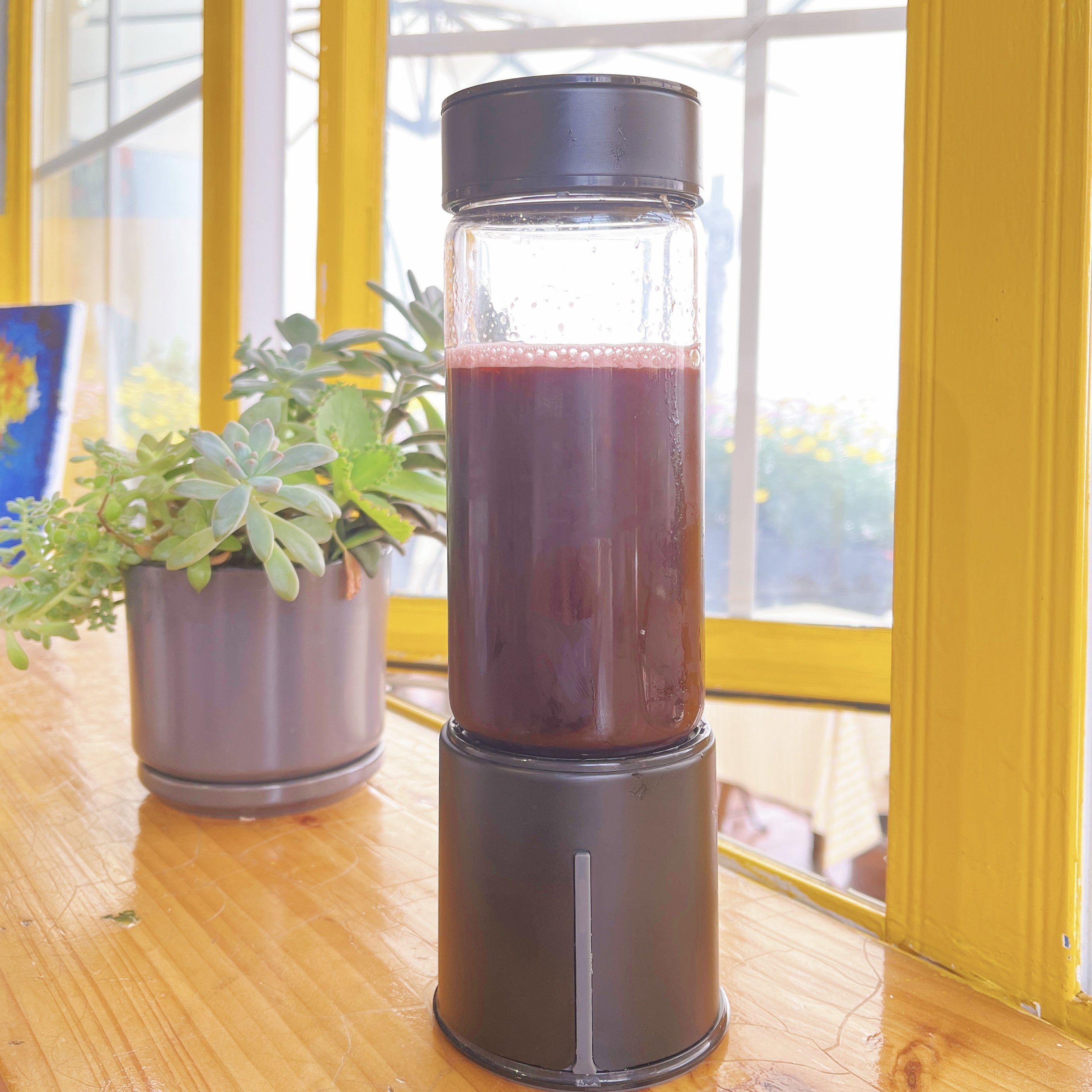 Rechargeable Electrical Usb Mini Wireless Fruit stainless steel Battery Machine Smoothie Travel Mixer Portable juicer Blender