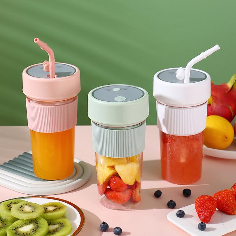 2024 Multi-purpose mini fresh fruit mixer smoothie 6 blades usb rechargeable juicer blender machine