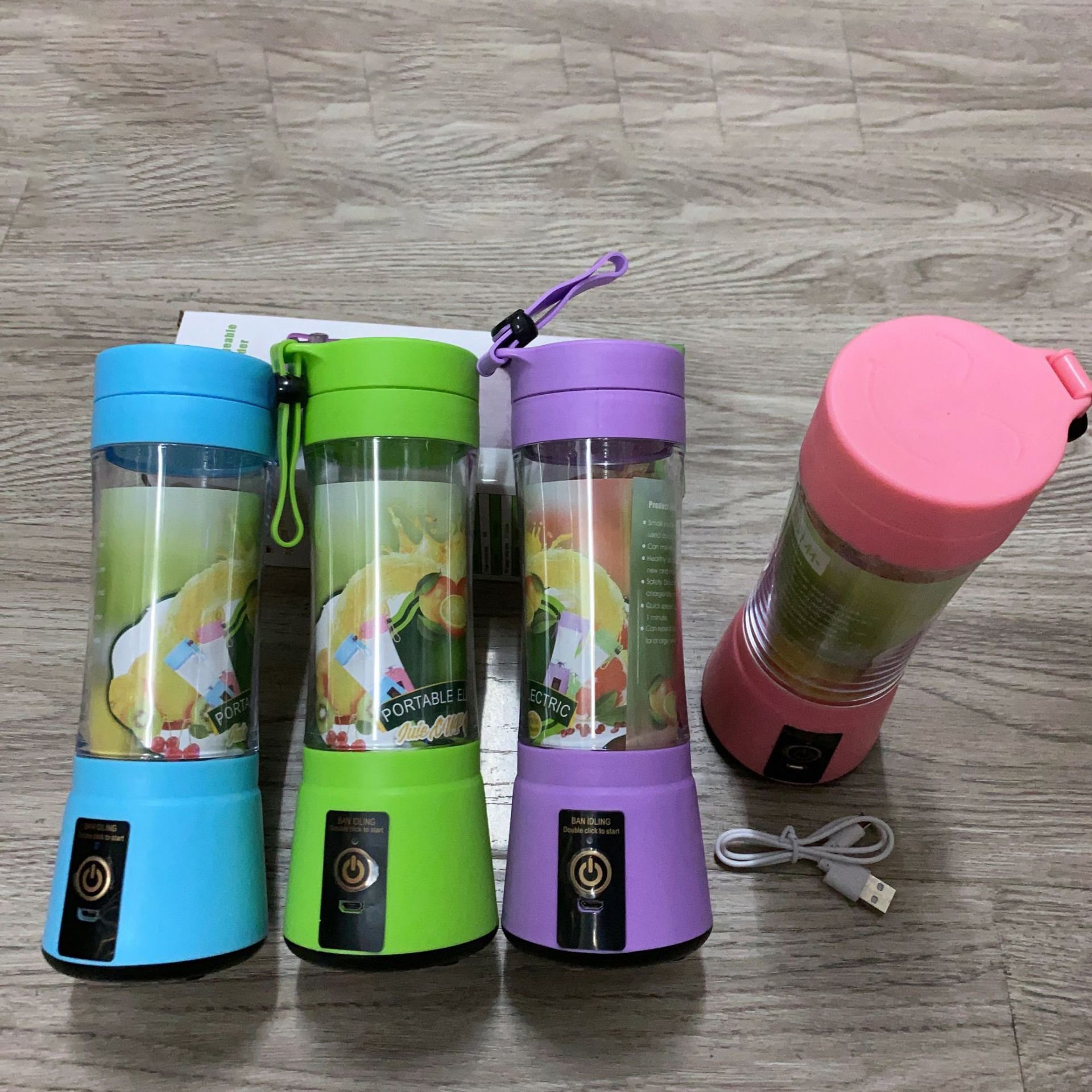Wholesale USB rechargeable mini juicer juicer blender 6 blades juicer cup machine portable electric fruit blender