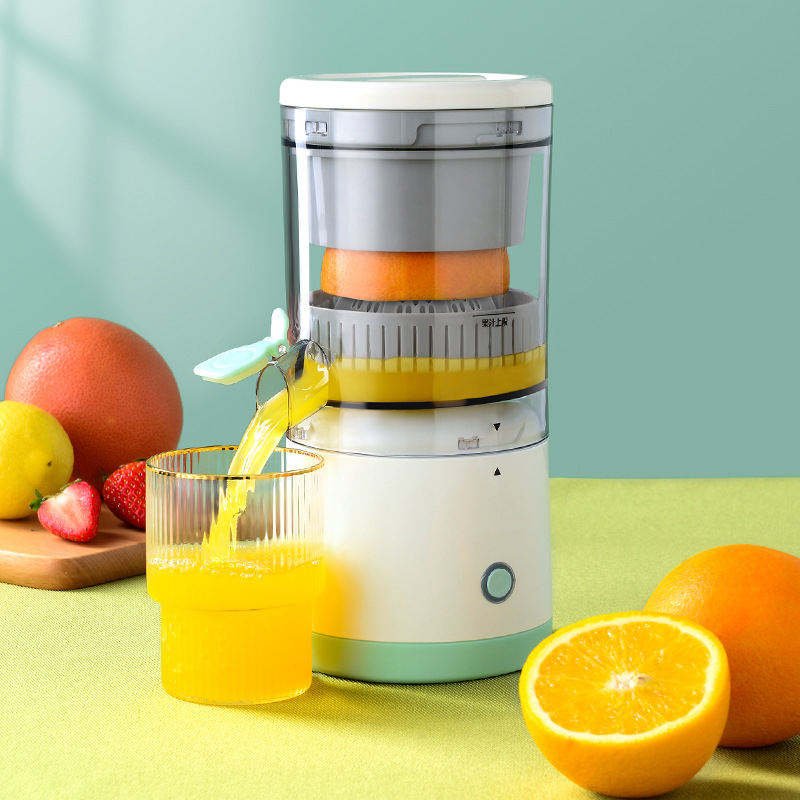 2023 New portable High Quality Portable Juicer Blenders And portable mini electric juicer