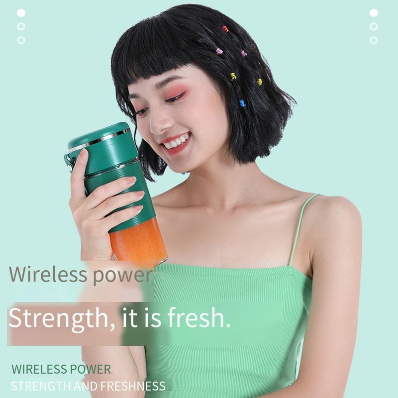 300ML 2021 hot sale double power High Quality ice crush juice Mini Home 6 Blades Rechargeable Usb Fruit portable Juicer Blender