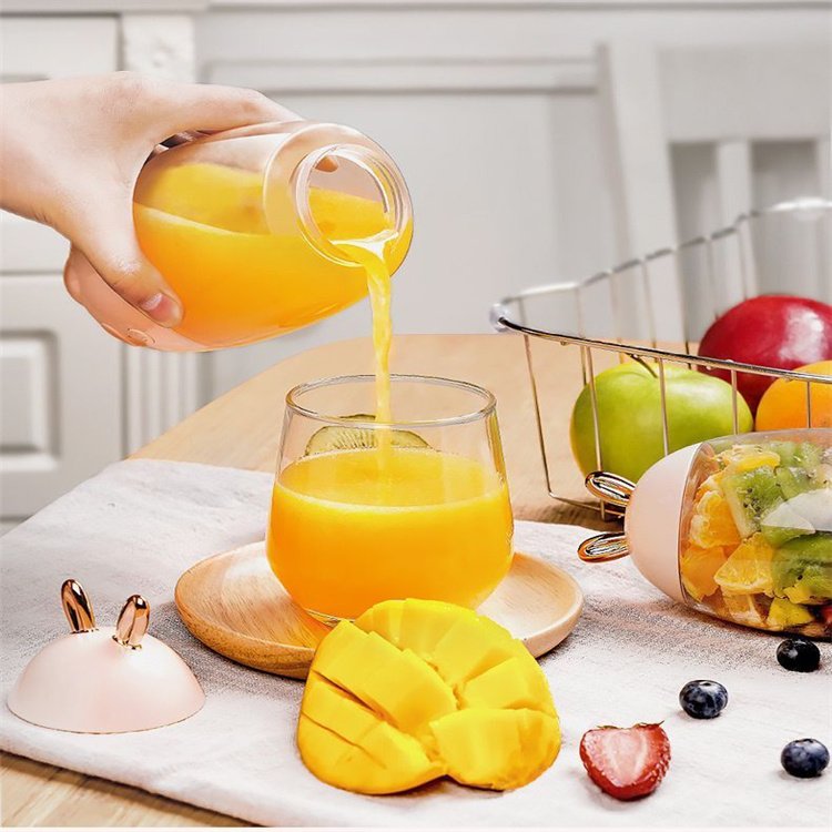 330ML Portable Blender Cup Electric Fruit Juicer Usb Rechargeable Juicer Blender
