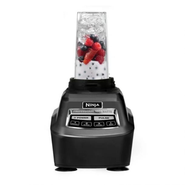 Ninjas Blender for Shakes and Smoothies / Ninjas BL770 2.25 Quart 1500 Watt Mega Kitchen System Blender