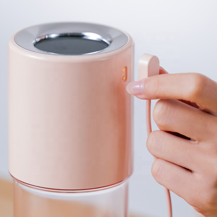 2022 Hot Sell Rechargeable Fruit Juce Maker Mixer Smoothie Orange Extractor Machine Mini Portable Juicer Blender