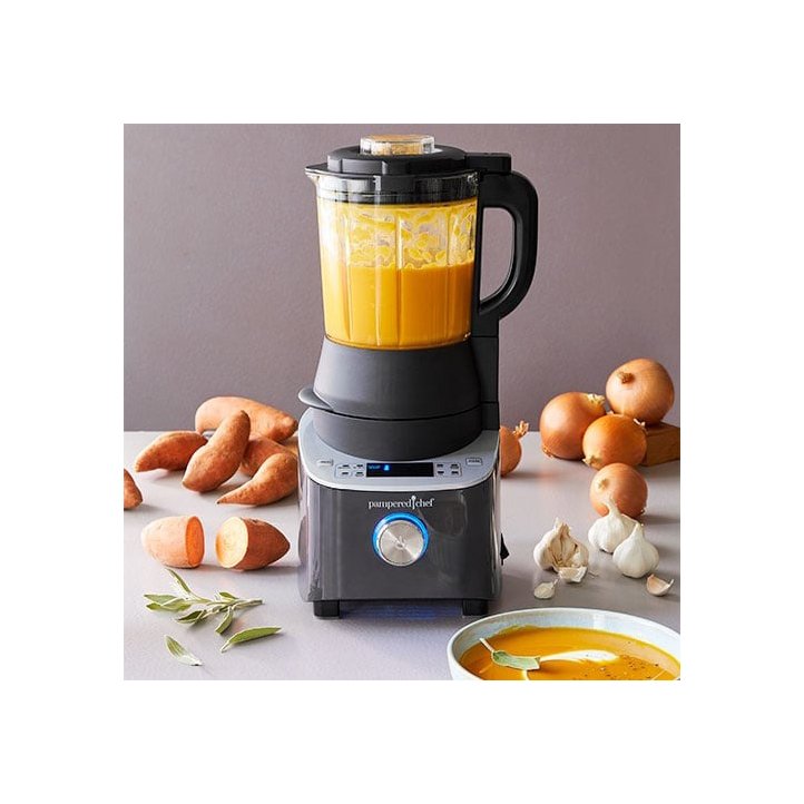 Blender with heat-resistant glass jar, perfect for blending hot liquids like soups and sauces without worrying about cracking