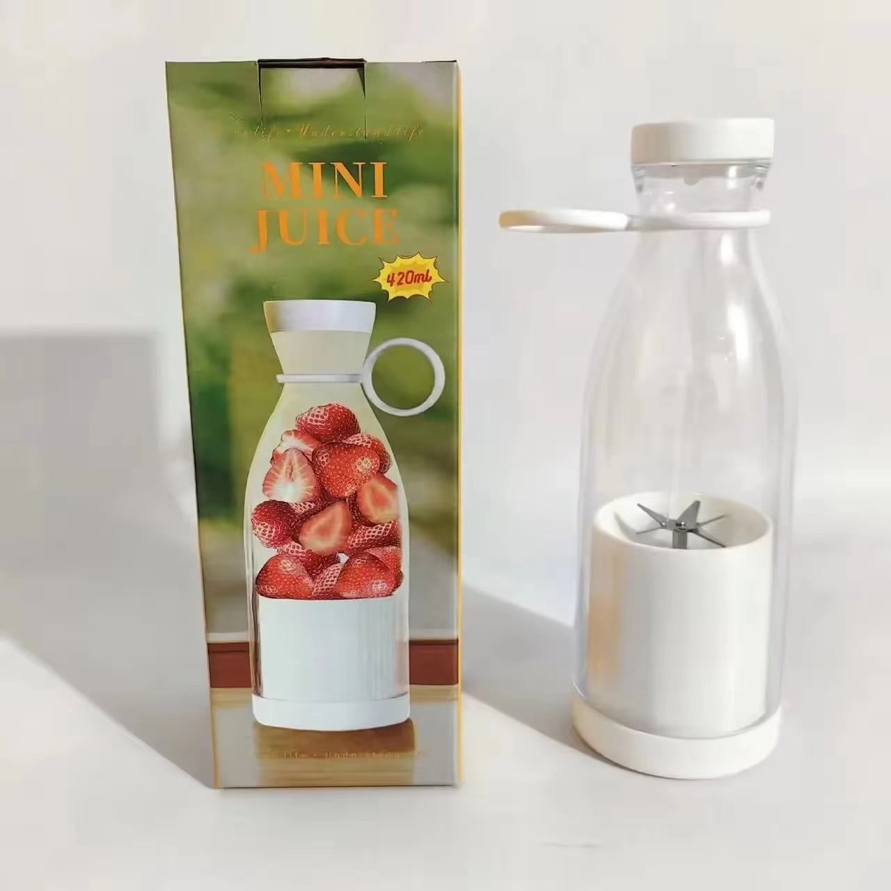 Newly Design household Portable Juicer Blender Household Fruit Mixer- Six Blades in 380ml USB Juicer Cup