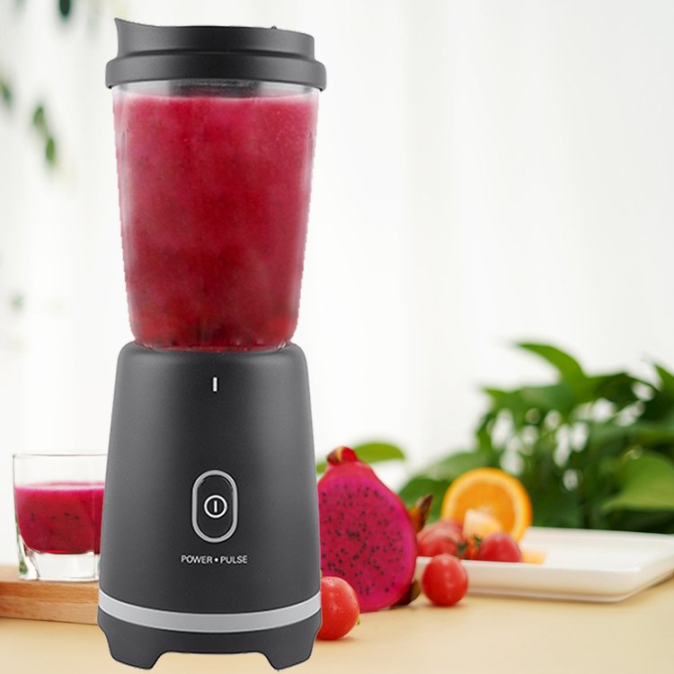 Effortless Blending at Your Fingertips - Easy-to-Operate Blender for Everyday Use