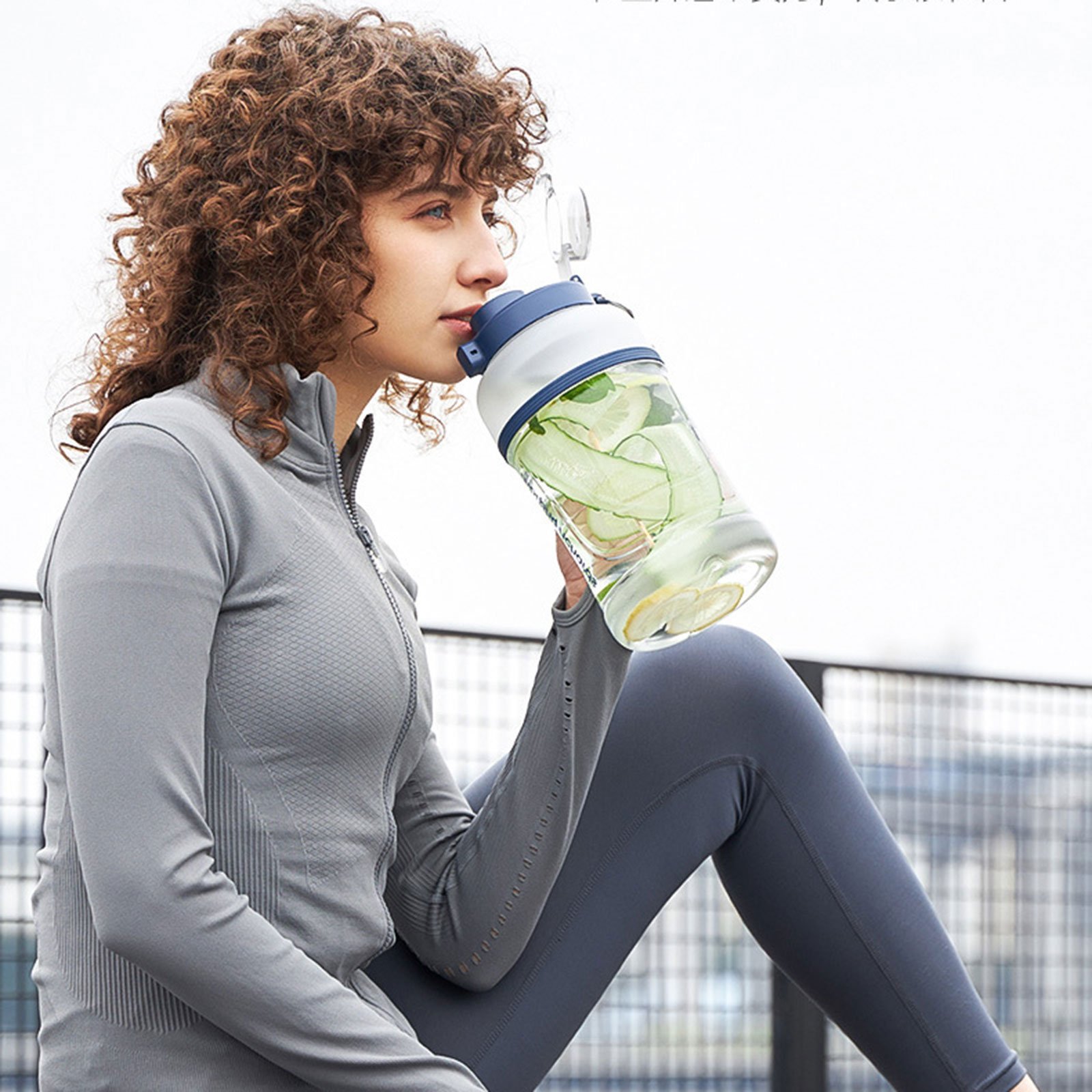 1000 ML Portable Large Capacity Blender 2 in 1 Sport juicer water bottles with cup
