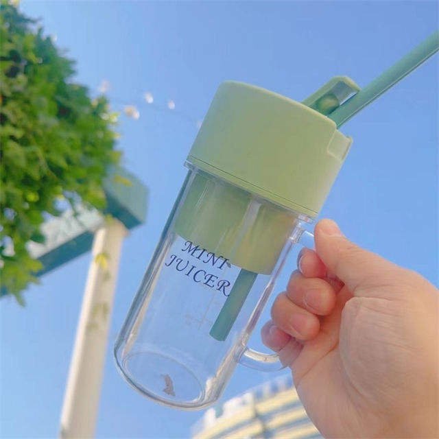Hot Selling Juice Blender Portable Personal Fresh Juice Mini Fast Portable Blender Cup Mini Portable Juicer