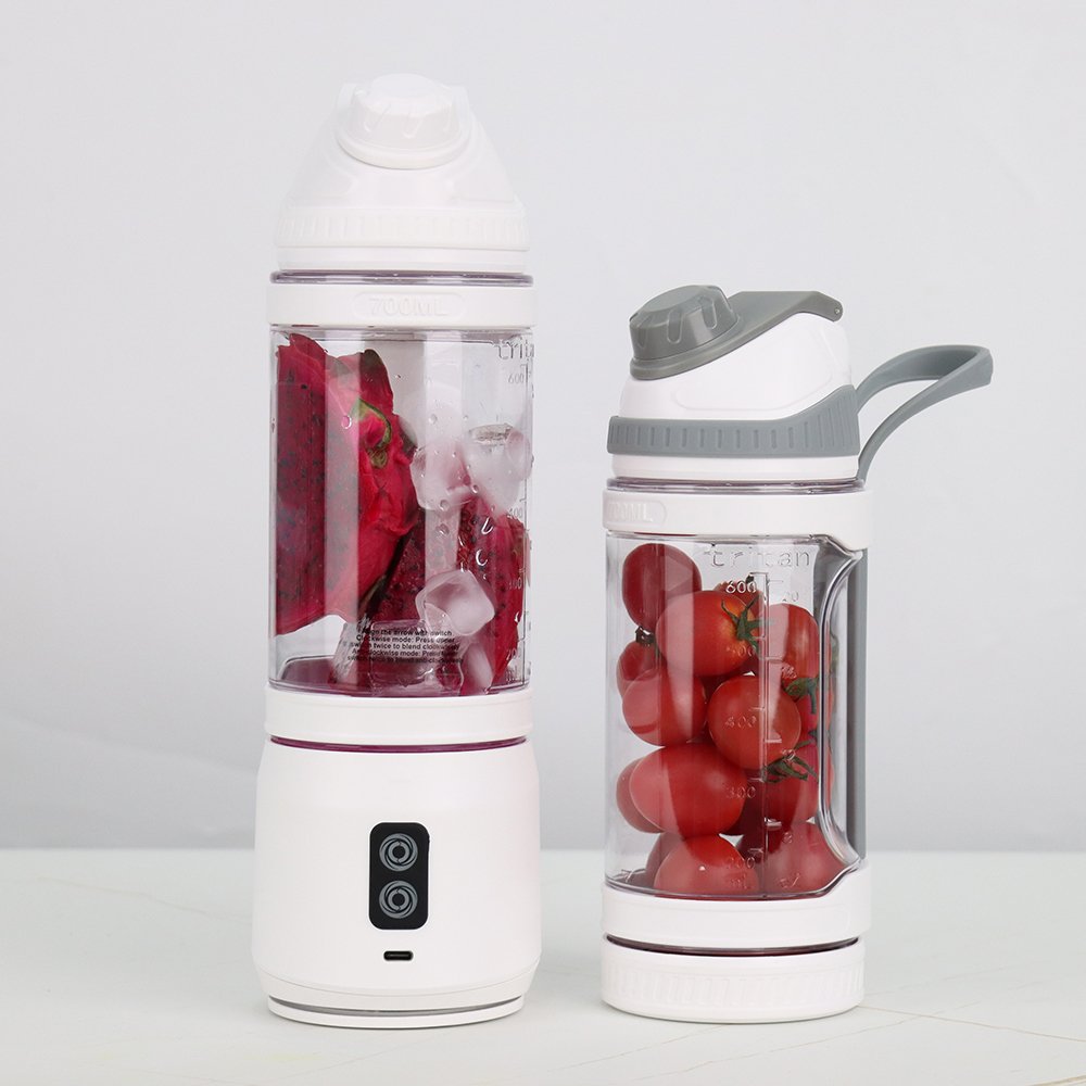 Factory Supply 2024 New 700ml portable rechargeable drink clockwise and anti clockwise smoothie blender