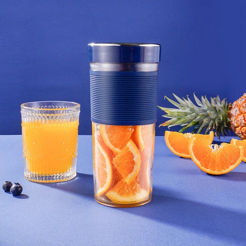 One-stop Solution Portable Blender Cordless Small Smoothie Juicer Cup Usb Home Fruit Juicer Mixer