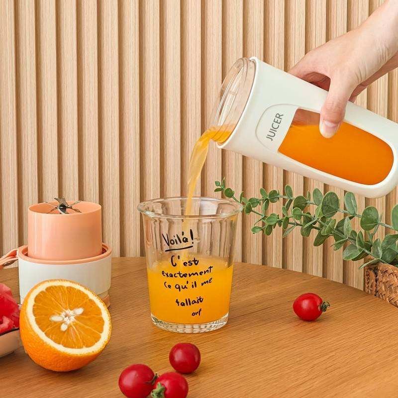 wholesale Mini Portable Blender Juicer portable juicer 8-blade fruit and vegetable mixer multifunctional juicer