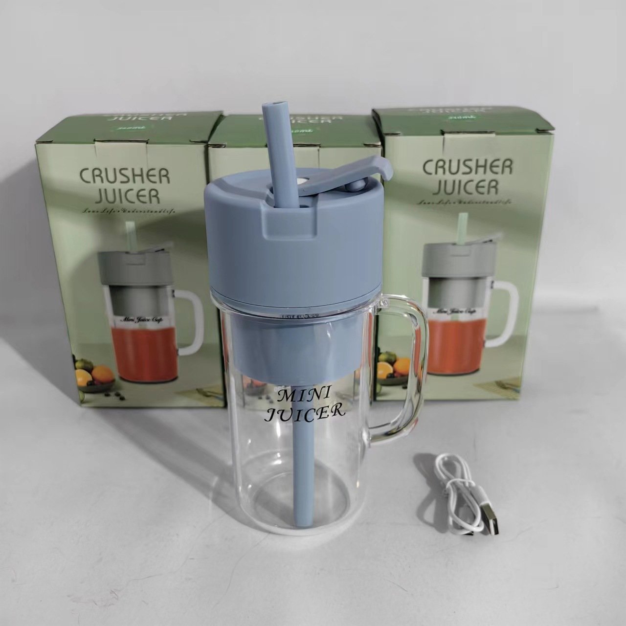 Portable Mini Juicer Blender Electric Juice Maker for Smoothies Milkshakes and Fruit Juices