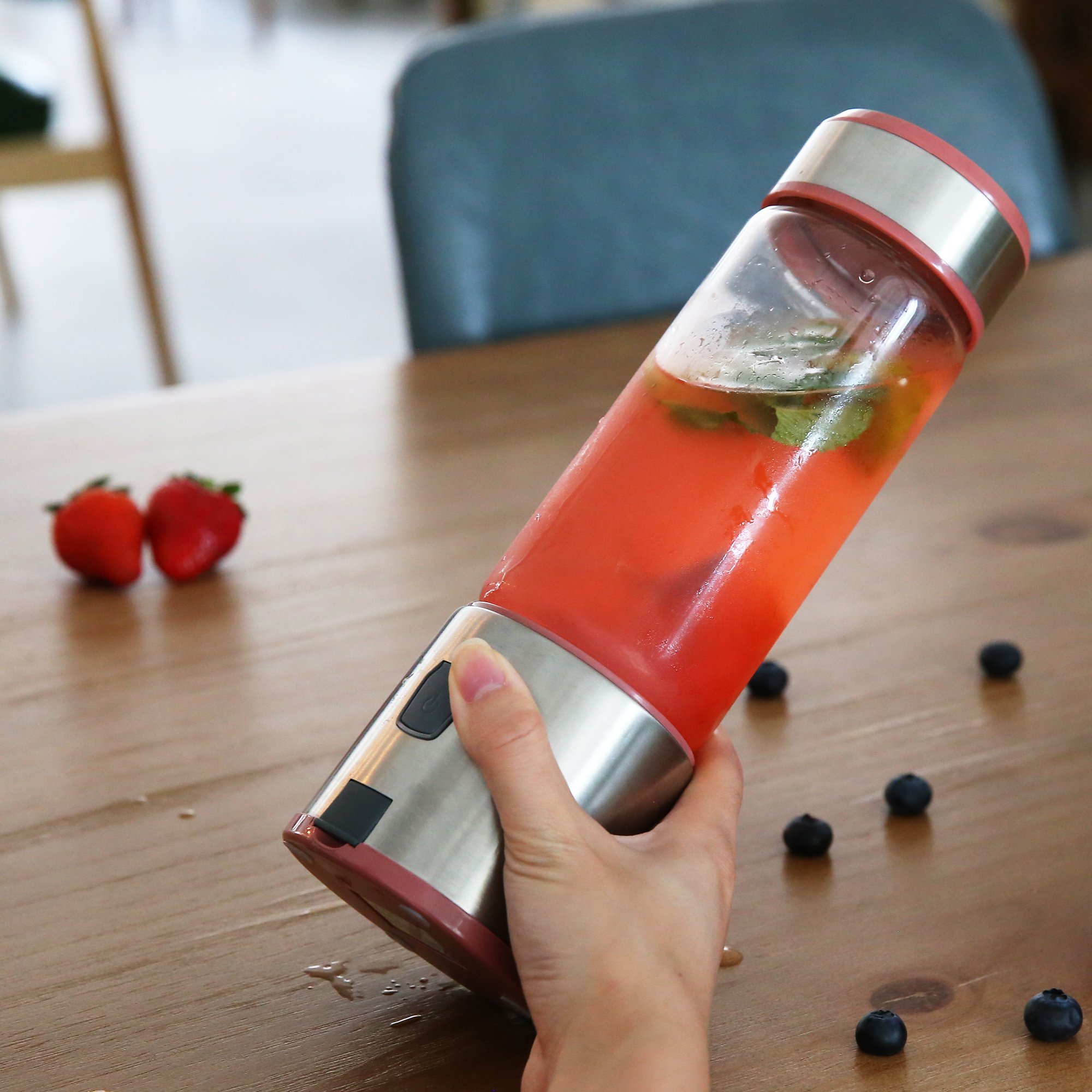 High quality factory prices stainless steel body usb juicer blender rechargeable mini blender portable blender