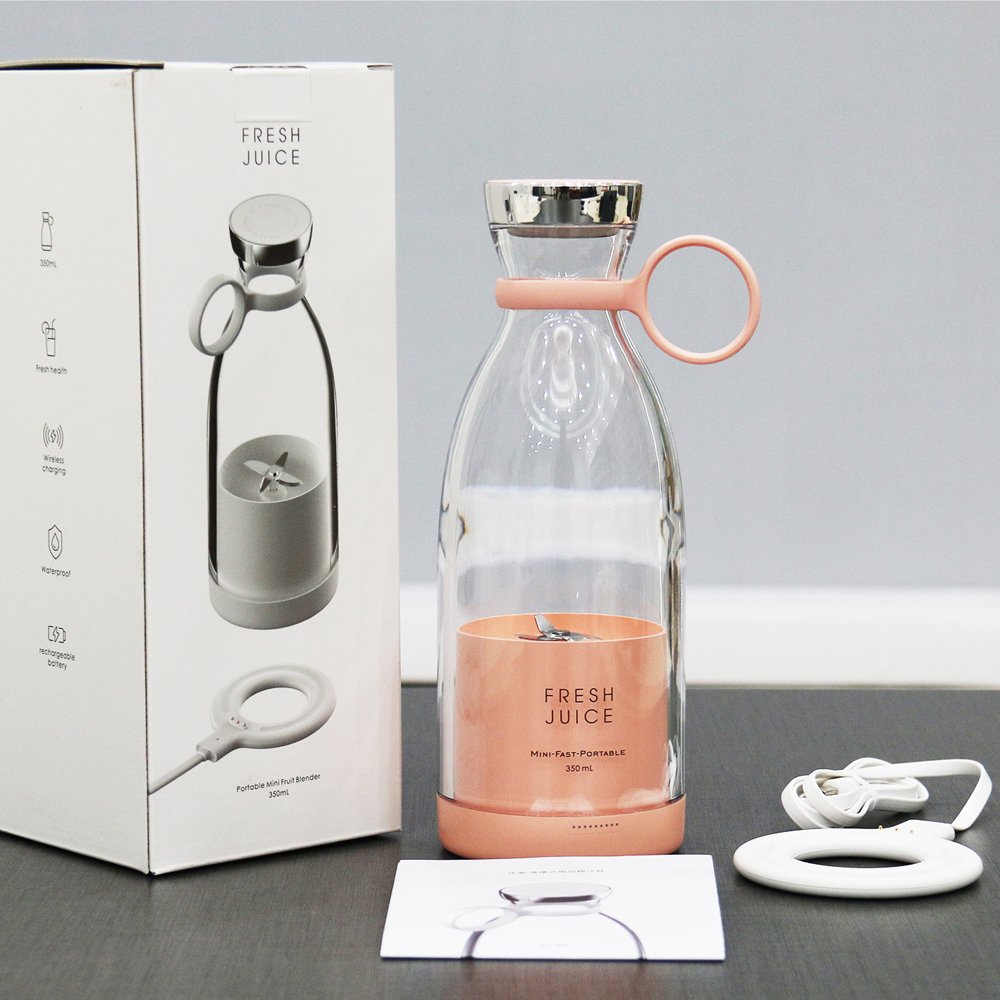 Newly design personal branded wireless rechargeable fresh fruits mixer smoothie bottle mini fast juice juicer portable blender