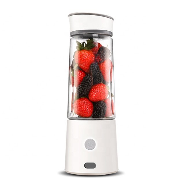 Hot sale 7.4V plastic jug colorful convenient travel mini rechargeable smoothie maker usb blender juicer portable blender