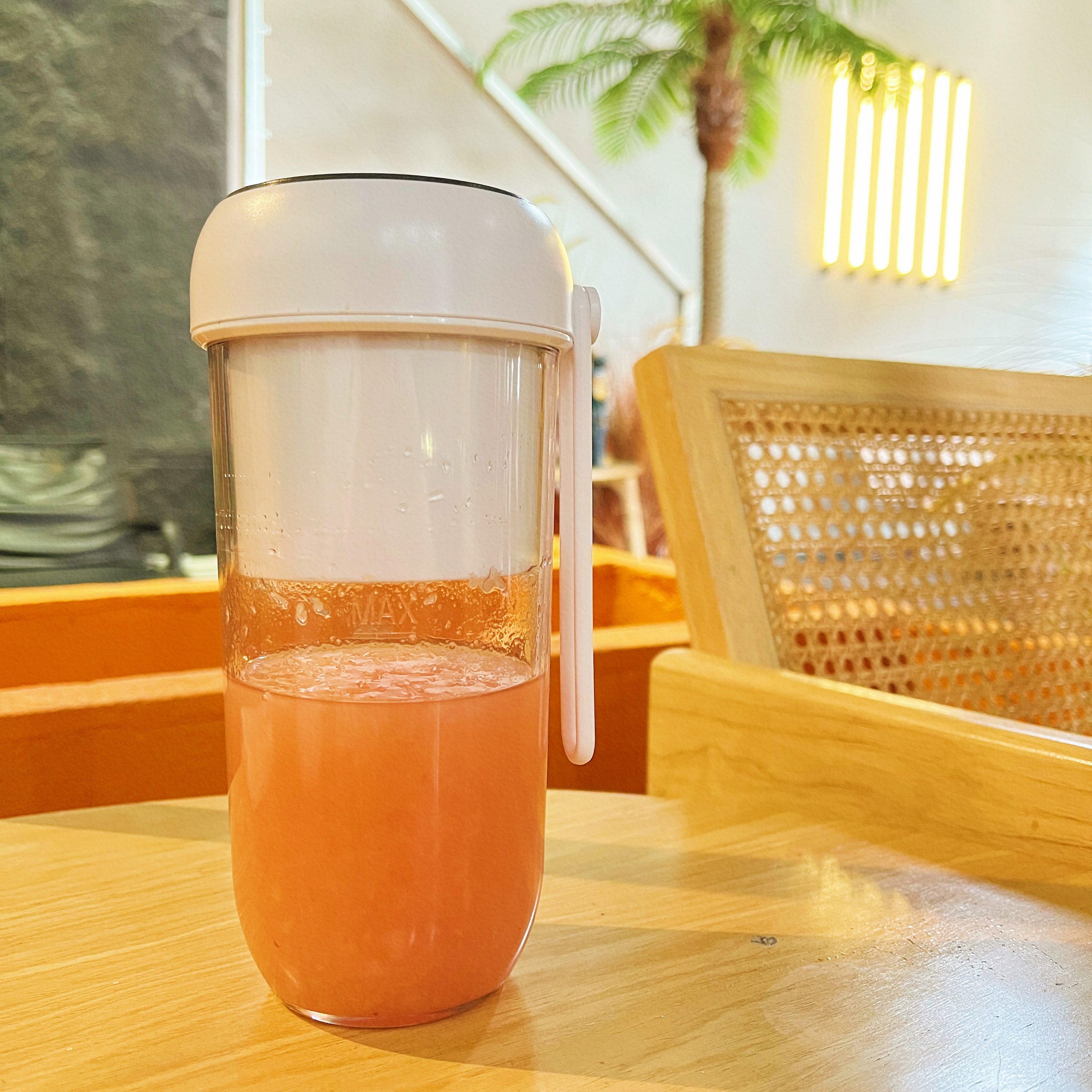 Wholesale Low price custom colorful blender portable mini blender portable food mixer mini size portable juicer