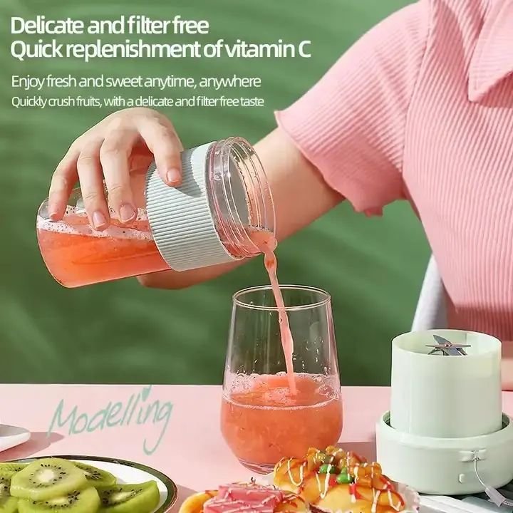 Portable Smoothie Blender Powerful High Speed Battery Juicer Usb Rechargeable Small Mini Portable Fruit Juice Blender