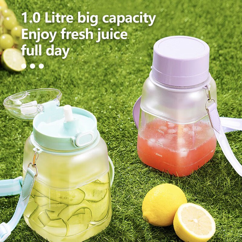 Portable outdoor leakproof rechargeable electric juicer bottle sports handheld ton bucket fresh juicer blender