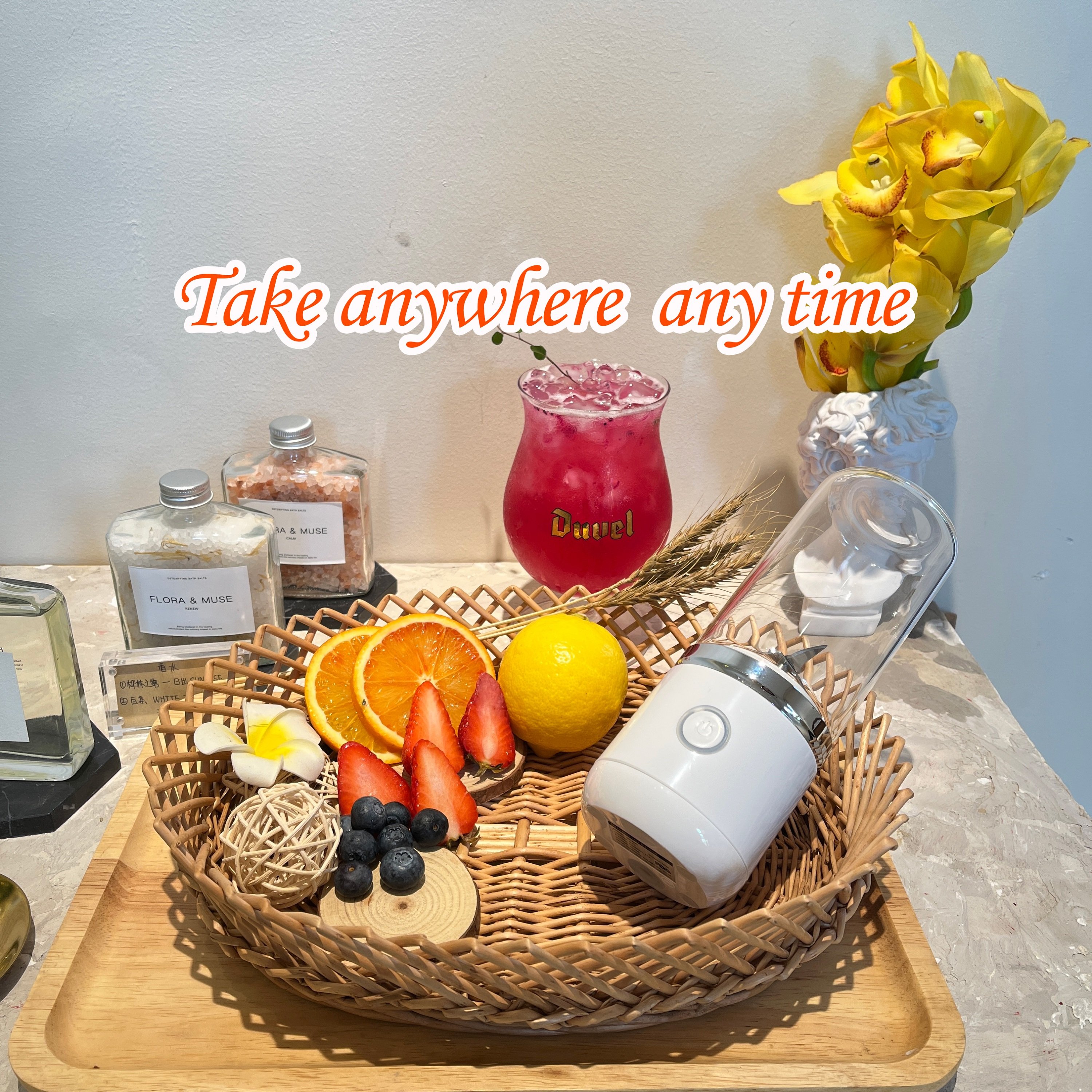 3.7V white color rechargeable usb charge personal mini portable smoothie maker wireless hand mixer portable battery blender