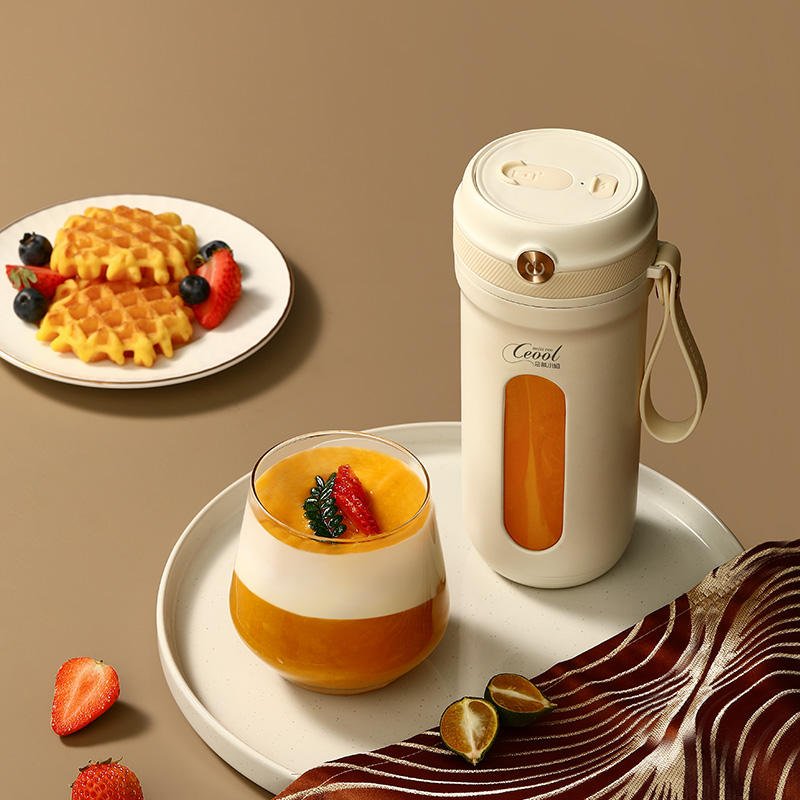 High Quality 3000mah 10 Blades Freshly Squeezed Fruit Juicer Blender Mini Portable Blender Machine