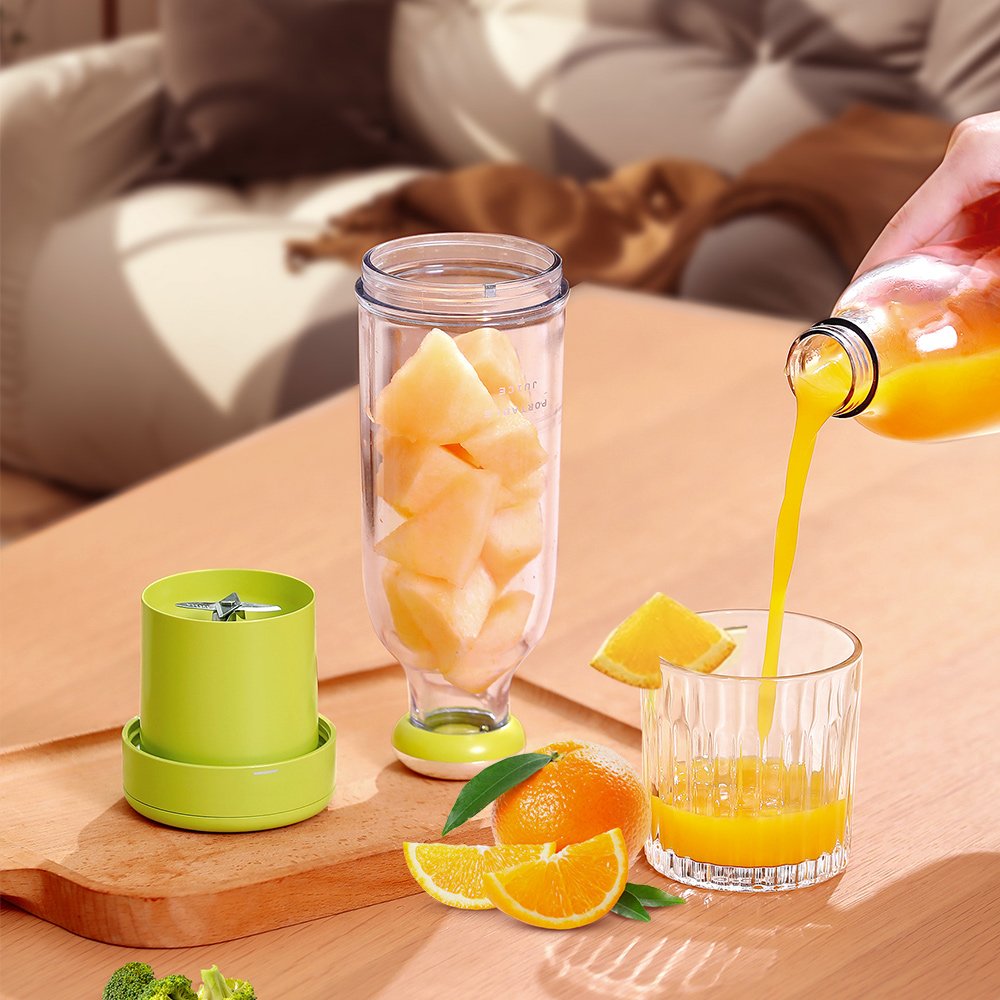 New Arrival Portable Juicer,300ml Fruit Ice Mixer USB Charge Battery Juicer, Mini Fresh Juicer Blender