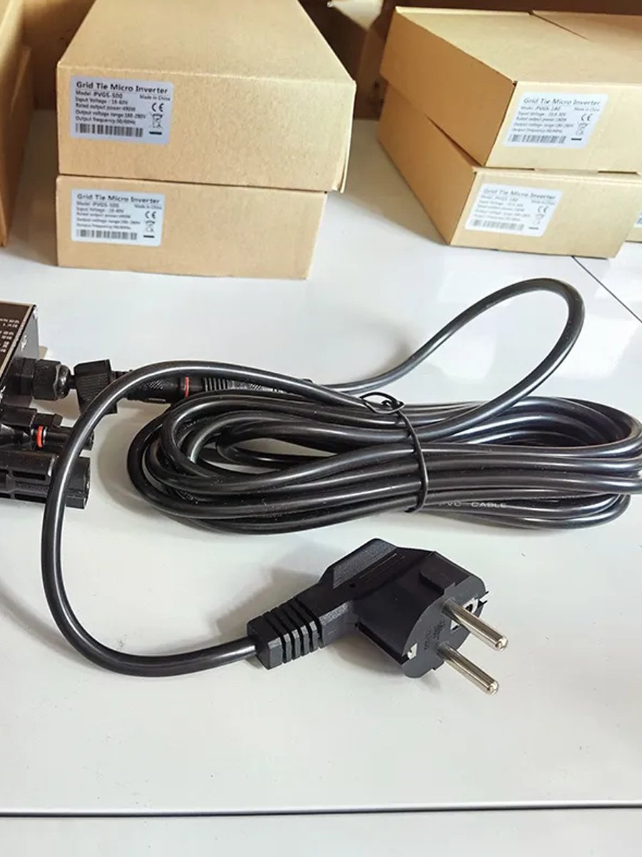 700W 600W 500W 350W 300W 260W MPPT Solar PV On Grid Micro Power Inverter AC110V-220V home use IP65 for 260W-700W solar panels