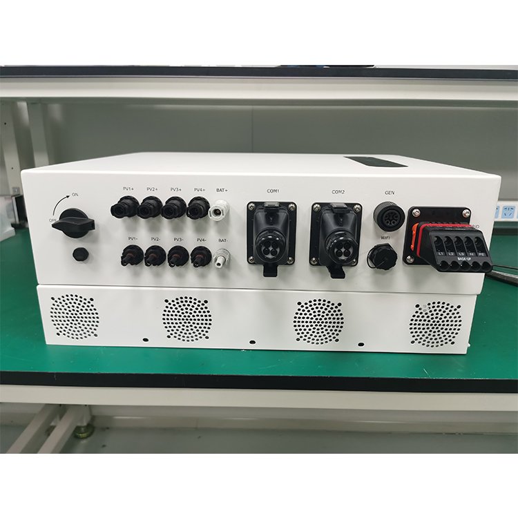 IP65 12KW 3 Phase Hybrid Solar Inverter 12 KW 12KW DC To AC 3 Phase Mppt Pure Sine Wave Solar Hybrid Inverter