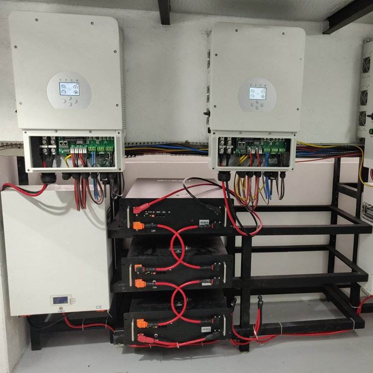 12kw Deye hybrid inverter 8kw solar inverter power charger system single phase 10kw 3 phase inverter solar