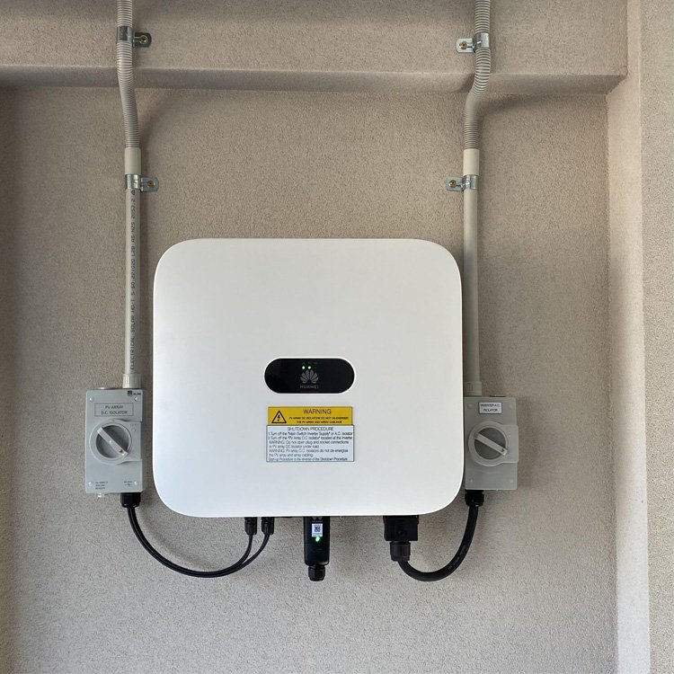 Hua wei Hot Sale SUN2000 15KTL-M5 15kW Three Phase On-Grid String Solar Inverter 15kw 380v for Home Use with CE Certified