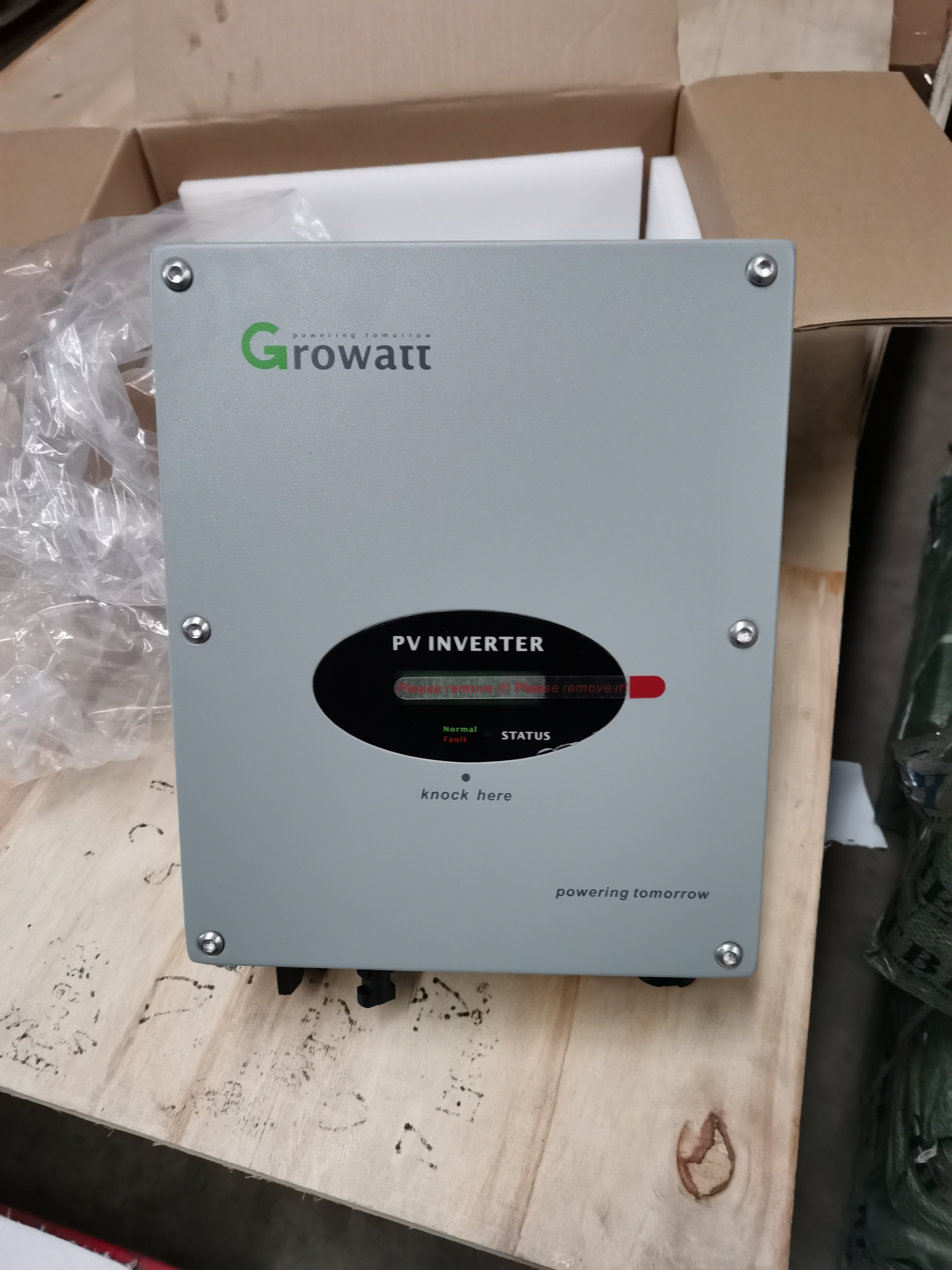 Growatt PV Solution Single Phase 2.5KW 1.5KW High Efficiency On Grid 3000W Output Power 1KW 2KW Solar Inverter