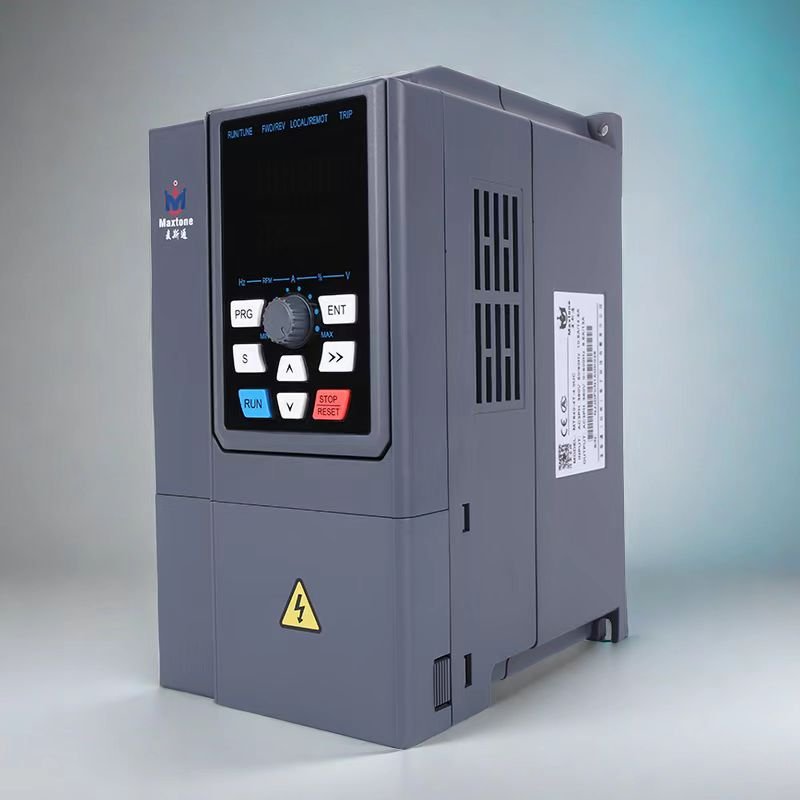 Custom Designed MT840- 4T- 0.75KW 380V Heavy Load Power Inverter Three Phase 750W Frequency Charging