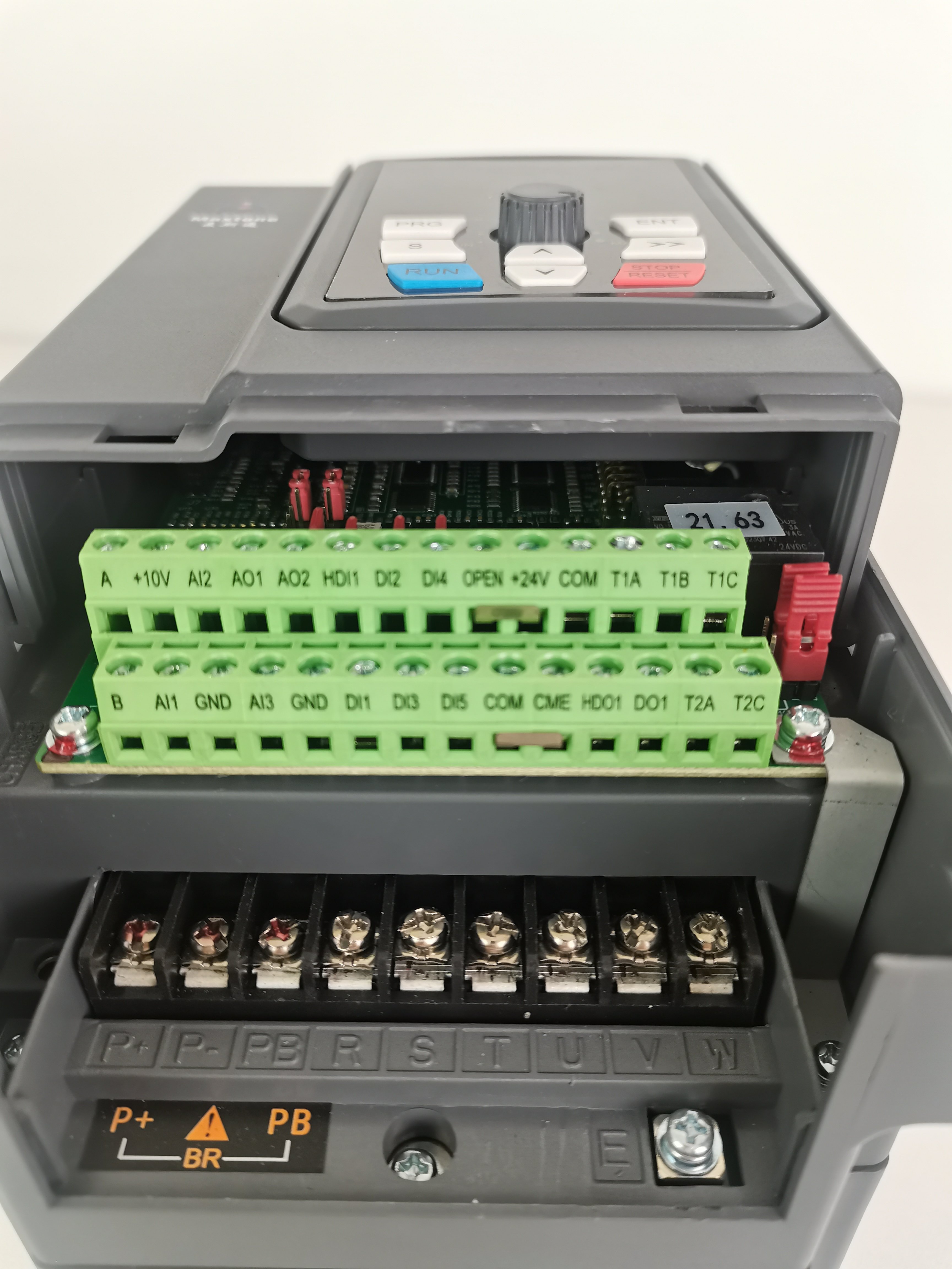 Custom Designed MT840- 4T- 0.75KW 380V Heavy Load Power Inverter Three Phase 750W Frequency Charging
