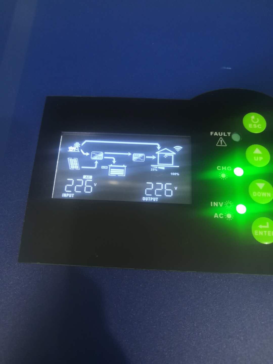 220V 5KW MPPT Pure Sine Wave Smart control MPP Off Grid Hybrid Solar Inverter