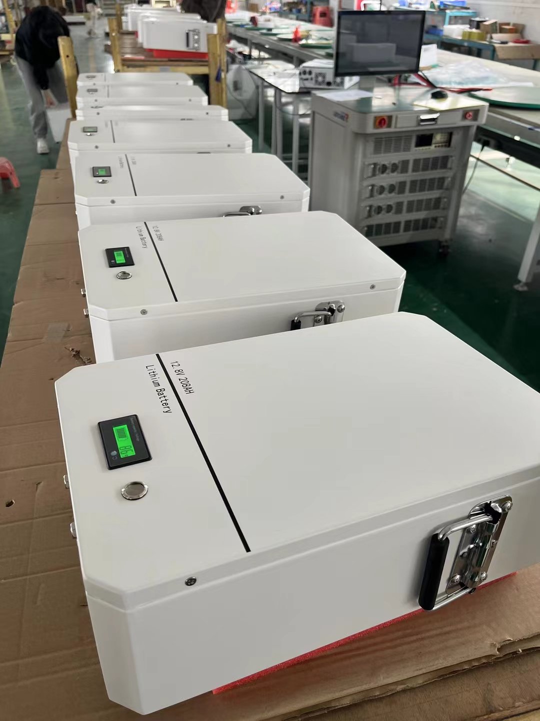 10kw Portable Power Station and Solar Generators Stackable Home Solar Inverter System