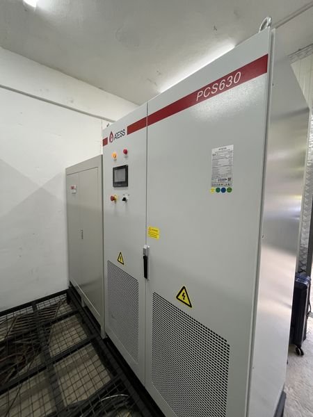 ATESS PCS 100KW/250KW/500KW/630KW/1MW Battery Inverter for Hybrid Solar System Solar Inverter with Solar Charge Controllers