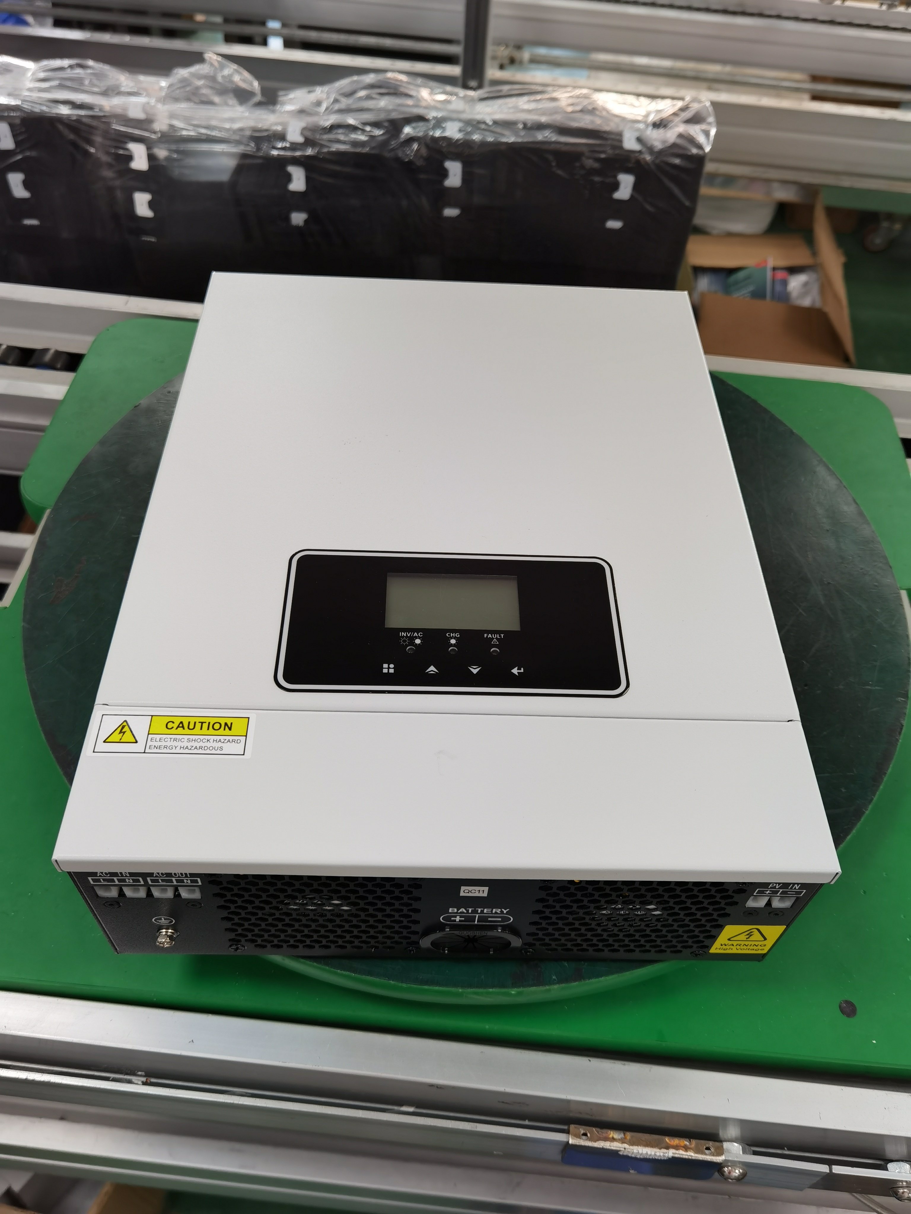 cheap price 1KW 1.5KW 2.4KW 3KW Off On Grid Invertor 24V 48V Hybrid Solar Inverter Pure Sine Wave Solar Inverters With MPPT