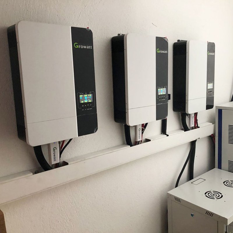 Growatt Europe Version On Grid Off Grid Hybrid Inverter 5KW 10KW 15KW 20KW 30KW 40KW 50KW 80KW Solar Inverter