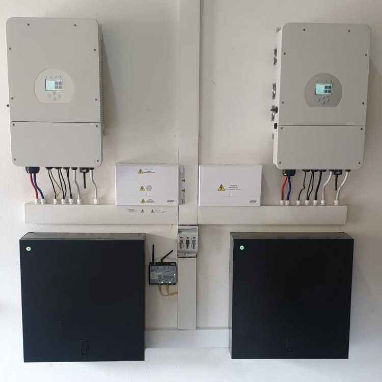 Deye mppt hybrid solar inverter 8kw 10 kw 12kw 3 phase string solar inverter with battery