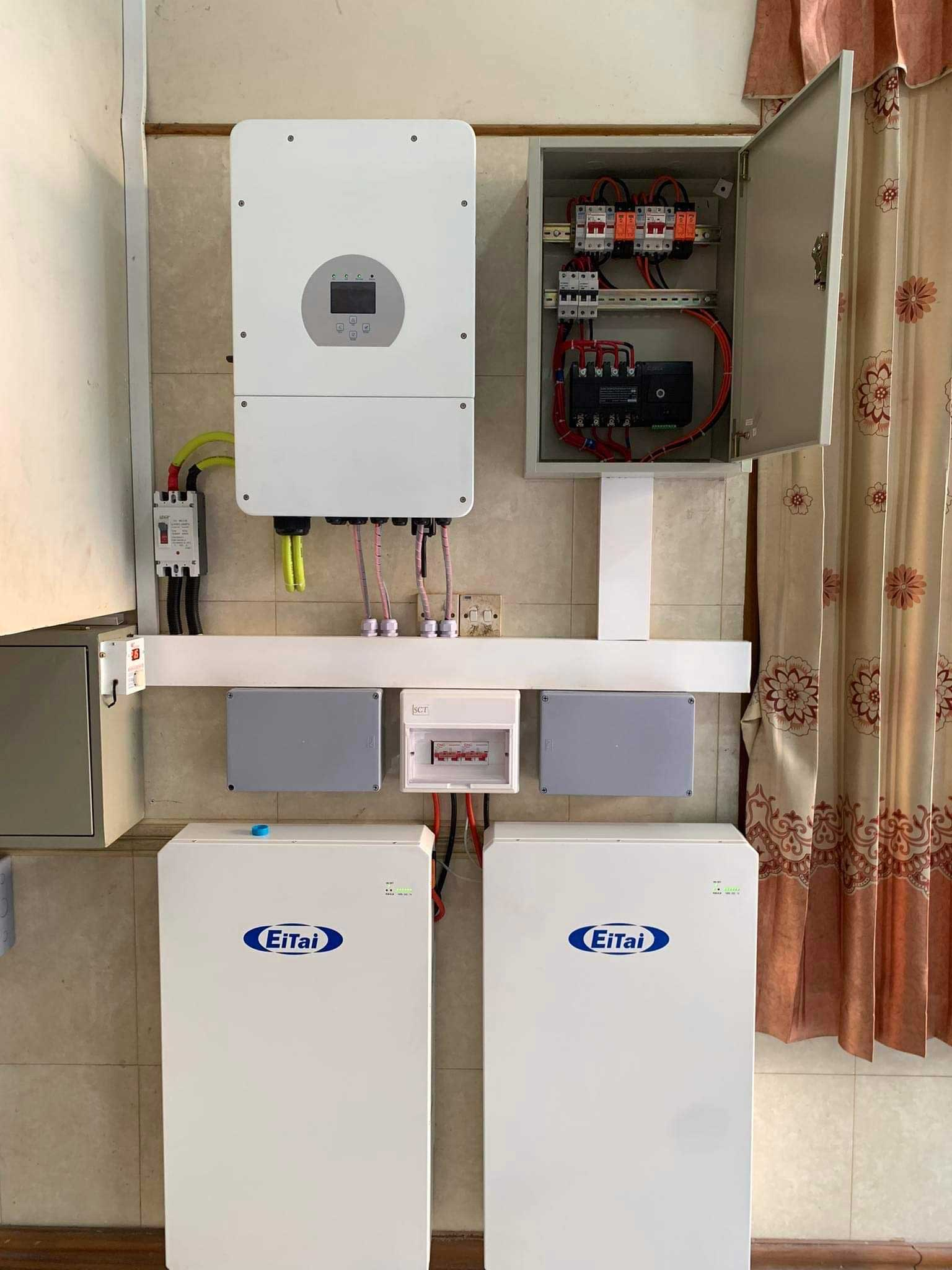 DEYE Wholesale Hot Sale 3kw 3.6 kw 5kw 6kw EU Version Single Phase 2 MPPT Deye Hybrid Solar Inverter For Home Use