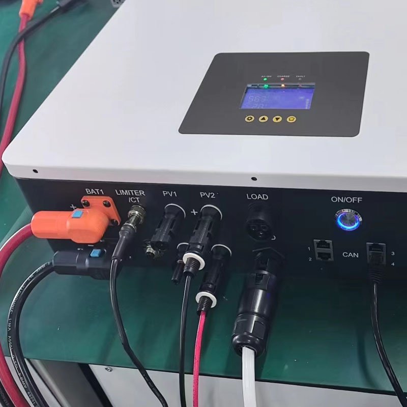 Factory Price 5.5kW LUMENTREE SUNT-Series Residential Solar On/Off-Grid Inverter, 48V, UPS 4ms Switchover Time
