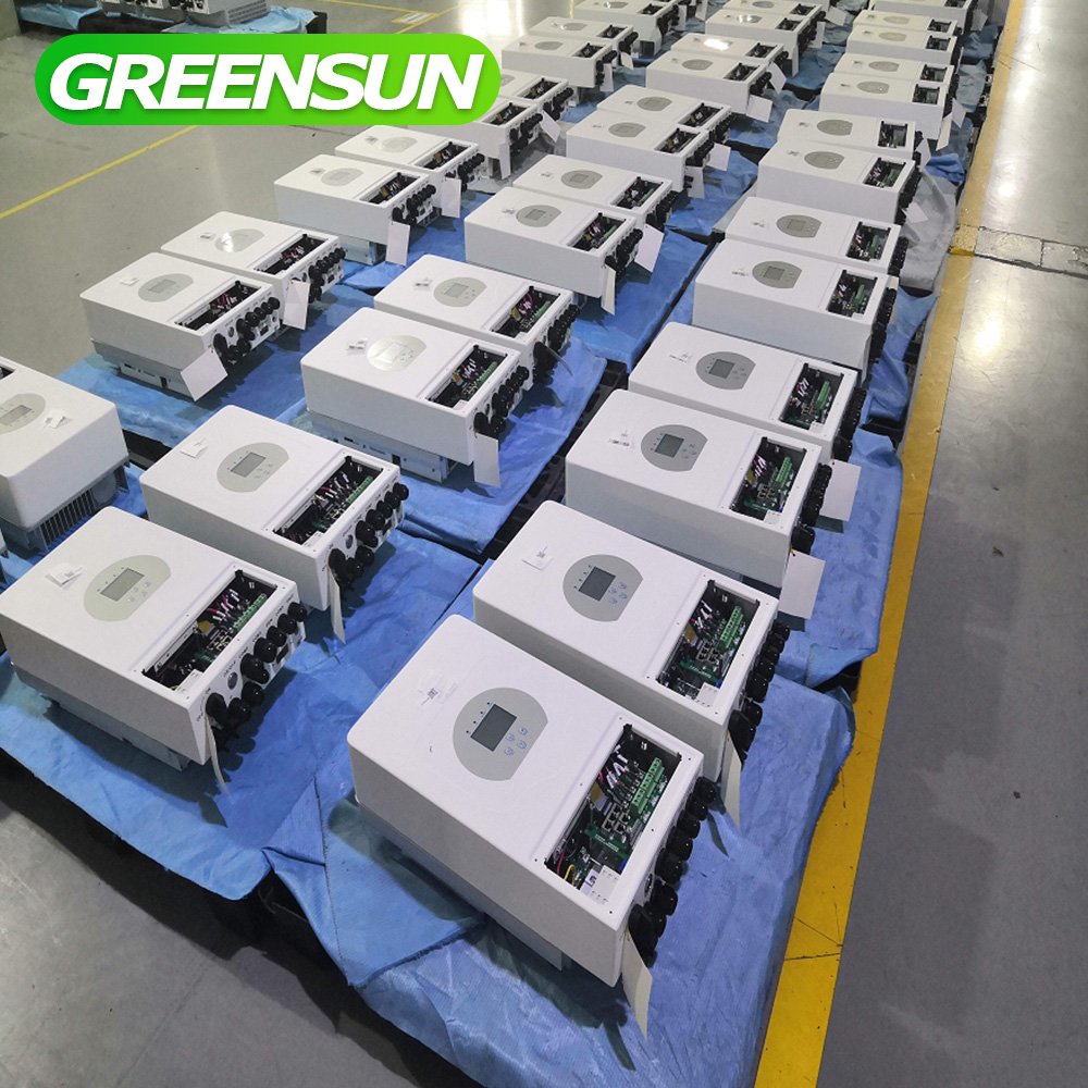 220V 380V Deye Hybrid Inverter 5KW 8KW 10KW Deye Solar Inverters 10KW 12KW 16KW Ukraine Use