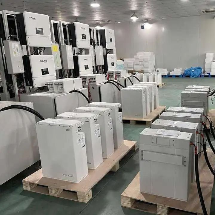 EU Stock Solax X1 X3 HYBRID G4 Netherlands Warehouse Dc To 220V Ac Three Phase 5kw 15kw 12kw 10kw Hybrid Solar Inverter