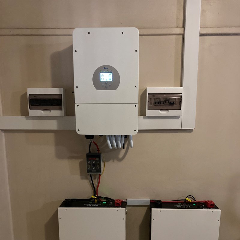 Deye Single Phase Pure Sine Wave Solar Hybrid Inverter 3kw 4kw 5kw 6kw 220v Solar Hybrid Inverter